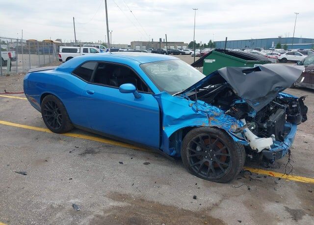 2015 DODGE Challenger