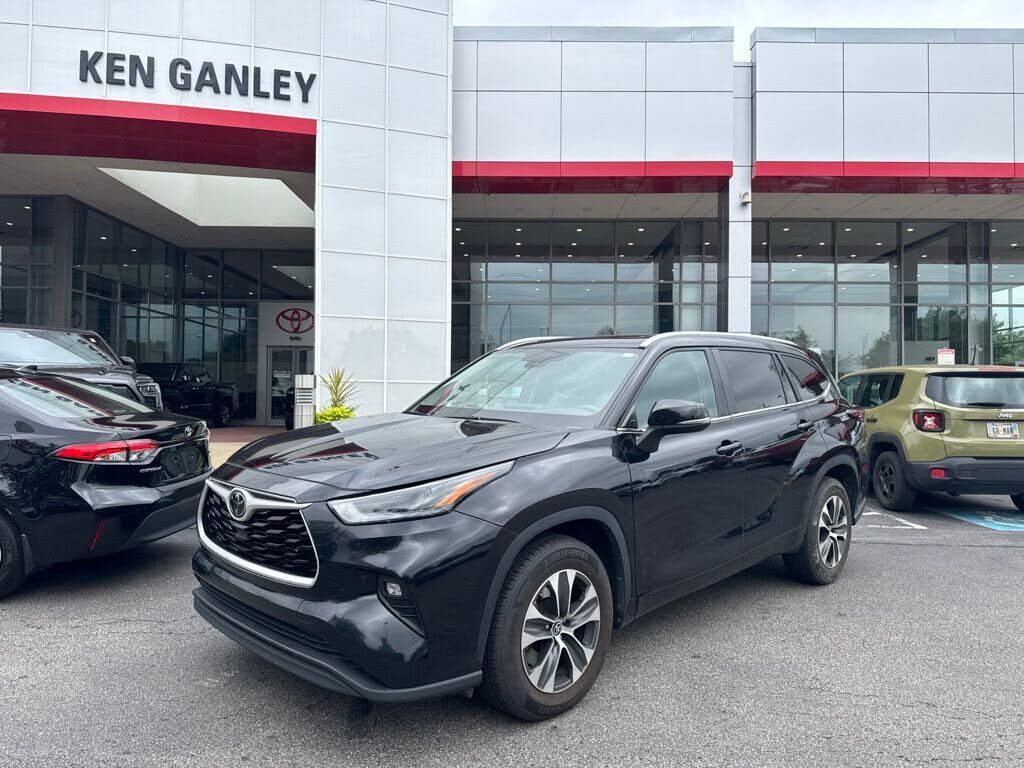 2024 TOYOTA Highlander