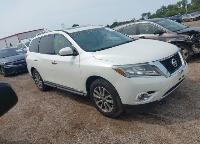 2015 NISSAN Pathfinder
