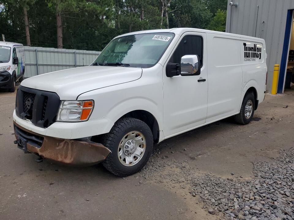 2018 NISSAN NV