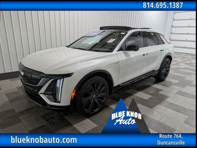 2024 CADILLAC Lyriq