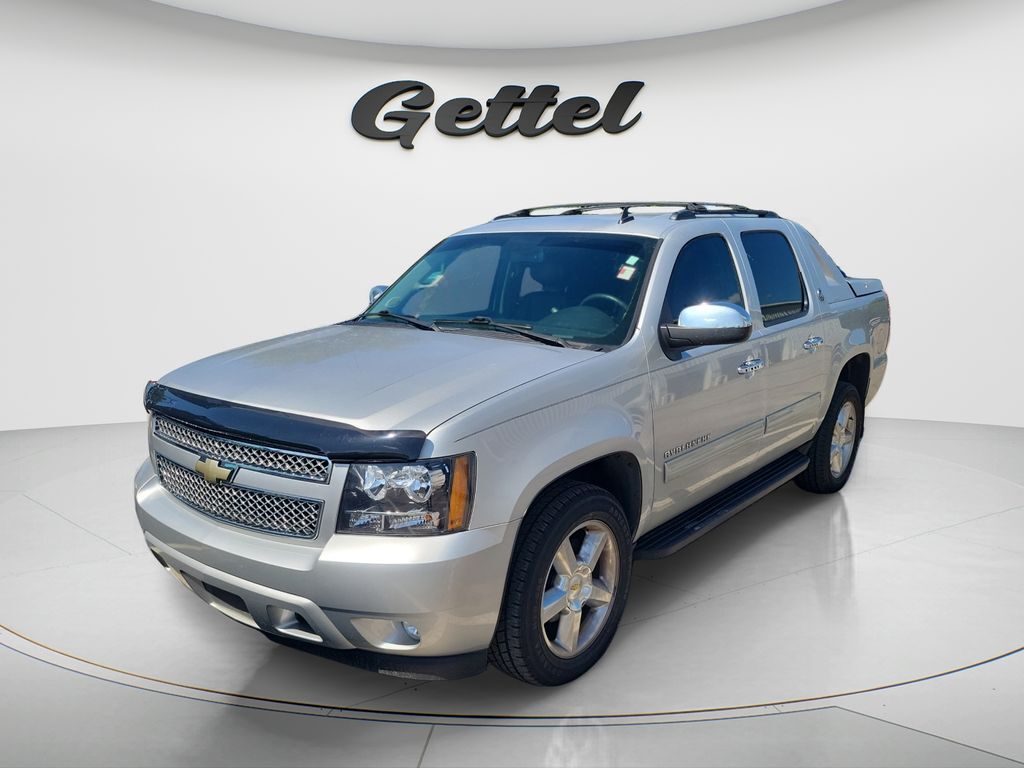 2013 CHEVROLET Avalanche
