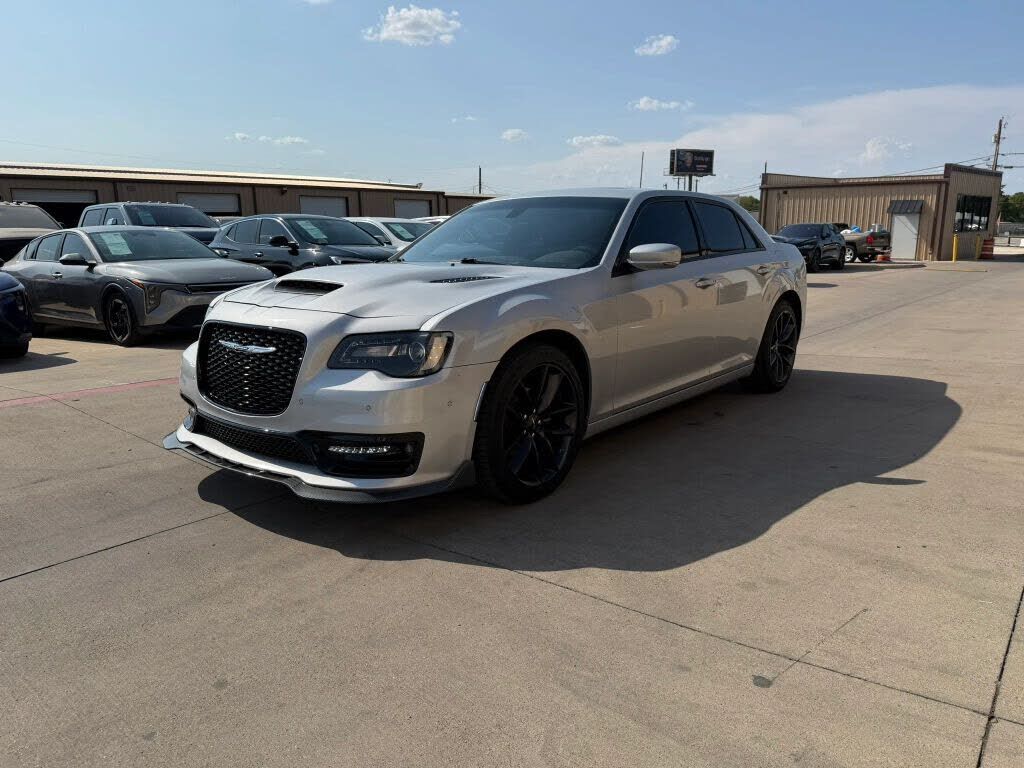 2023 CHRYSLER 300