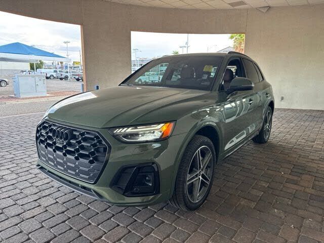 2023 AUDI Q5 e