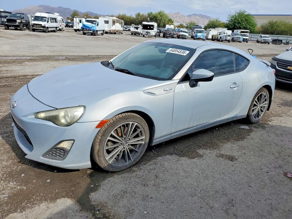 2013 TOYOTA Scion