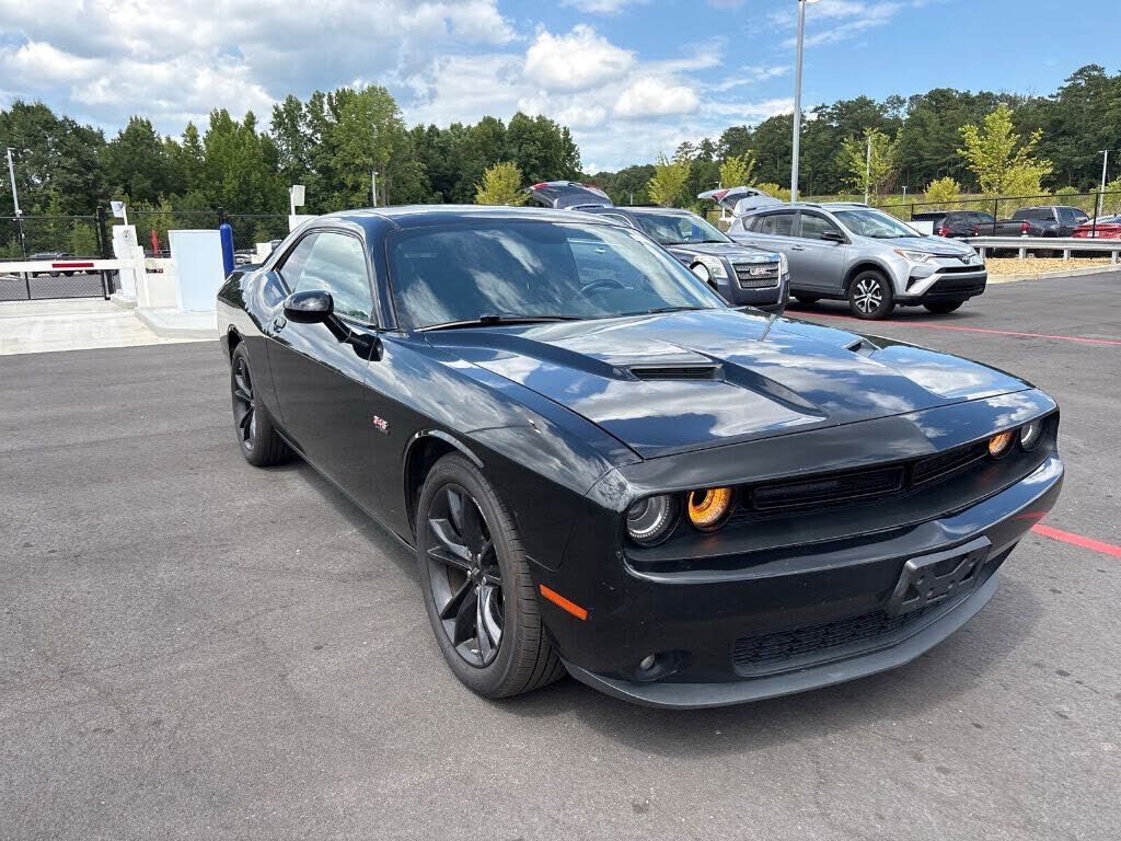 2018 DODGE Challenger