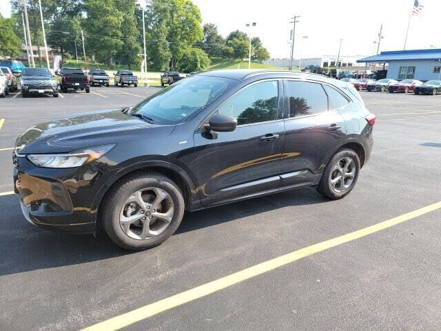 2024 FORD Escape