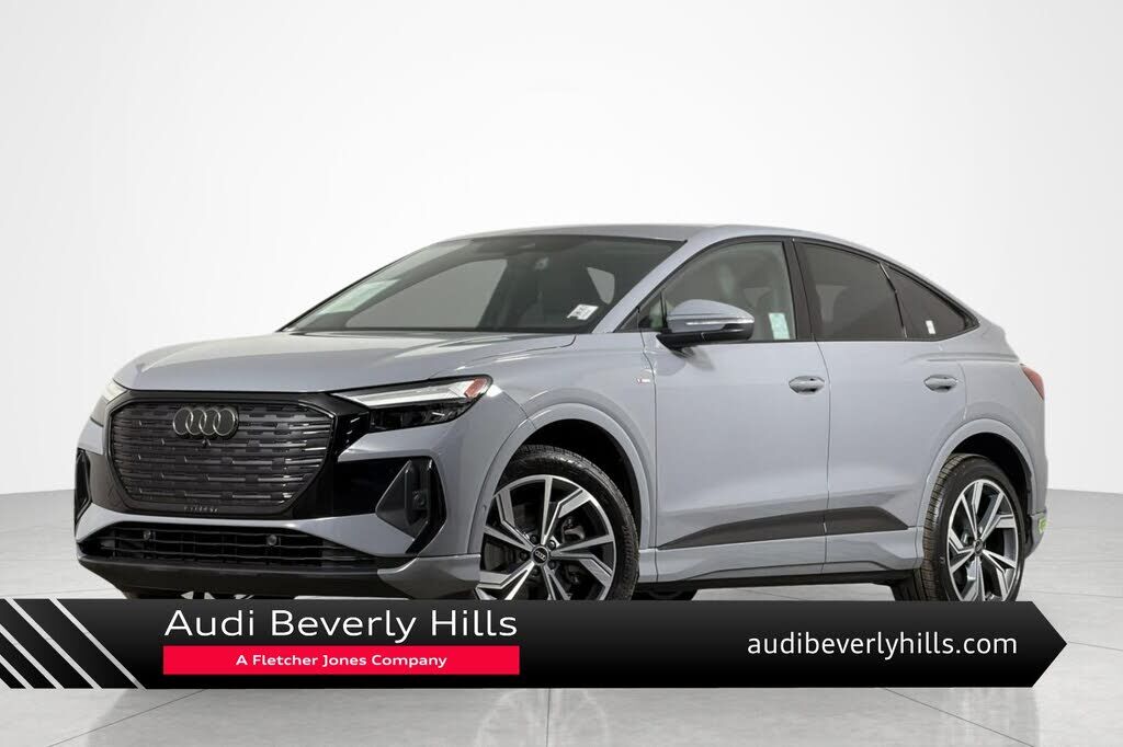 2023 AUDI Q4