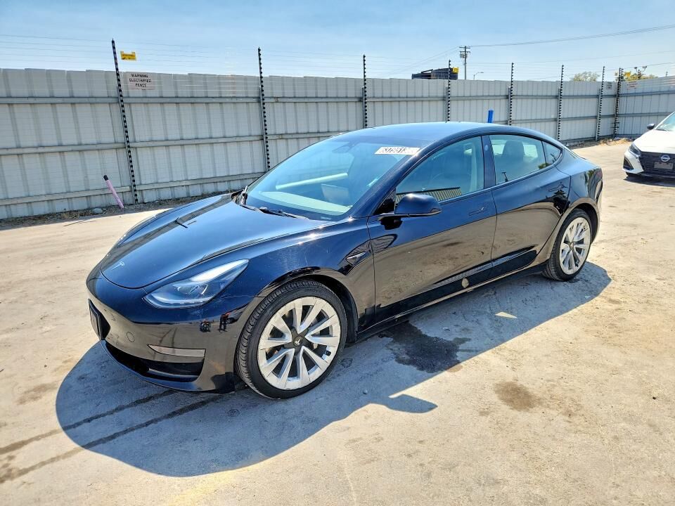 2022 TESLA Model 3