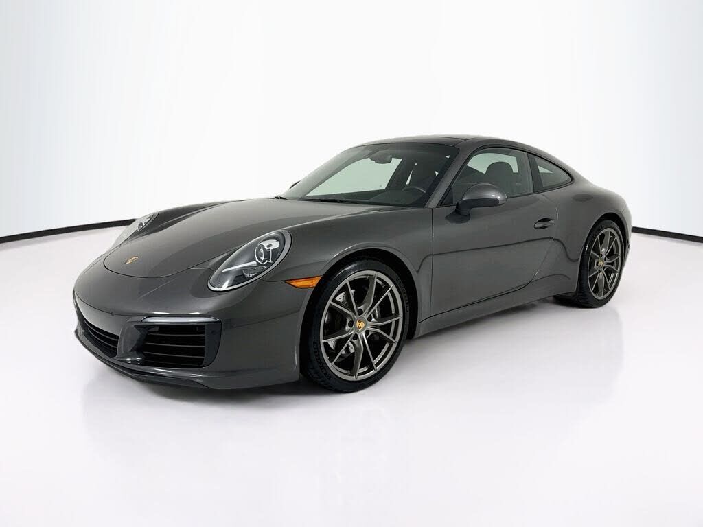 2018 PORSCHE 911