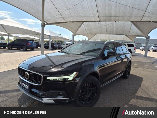 2022 VOLVO V90CC