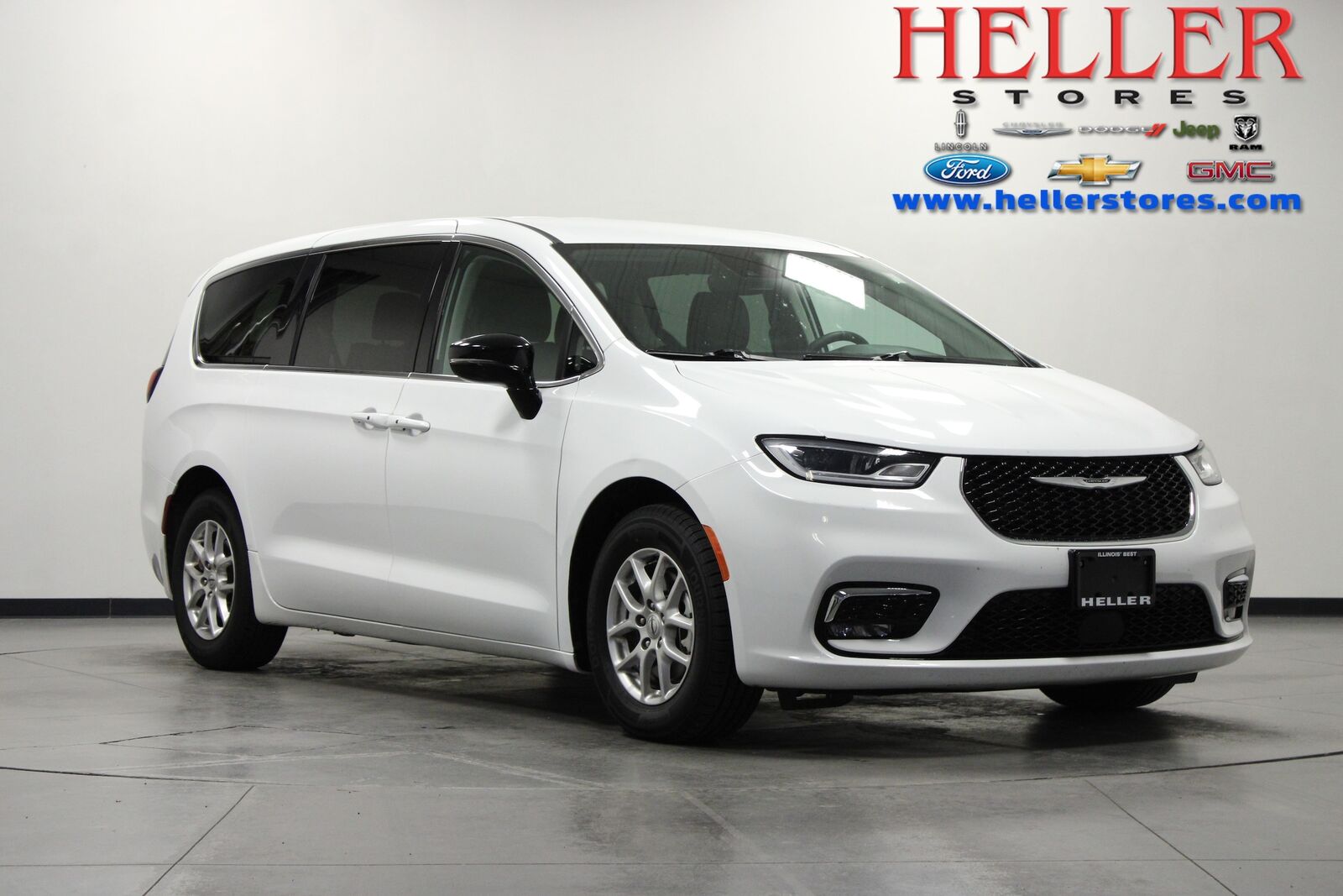 2024 CHRYSLER Pacifica