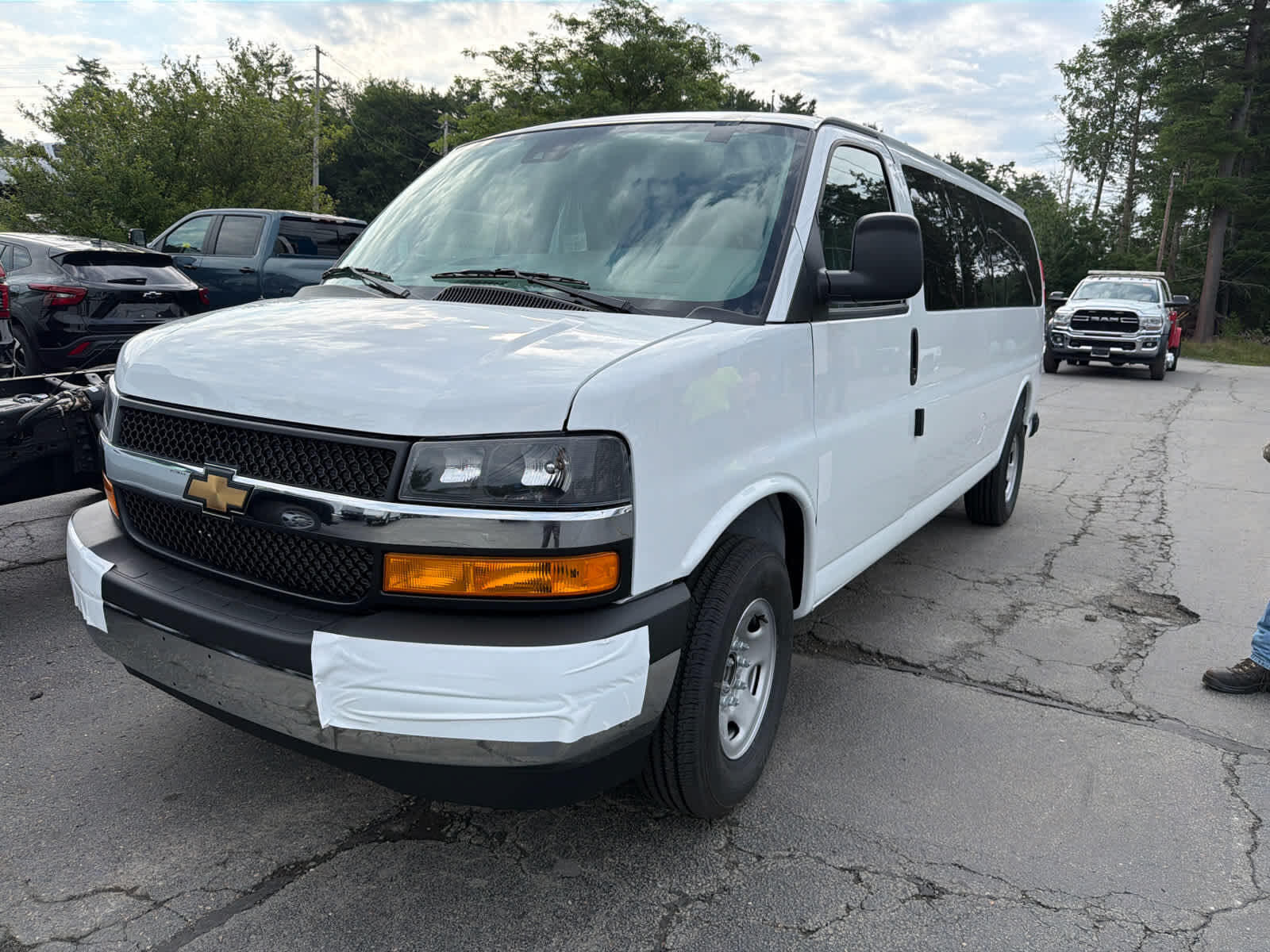 2026 CHEVROLET Express