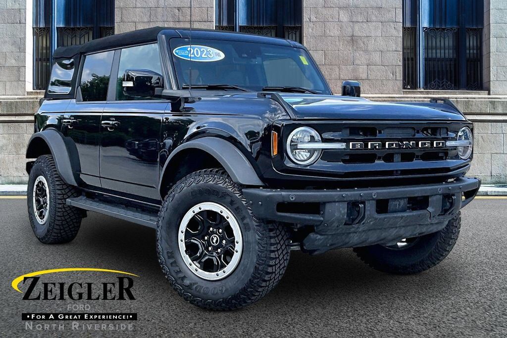 2023 FORD Bronco