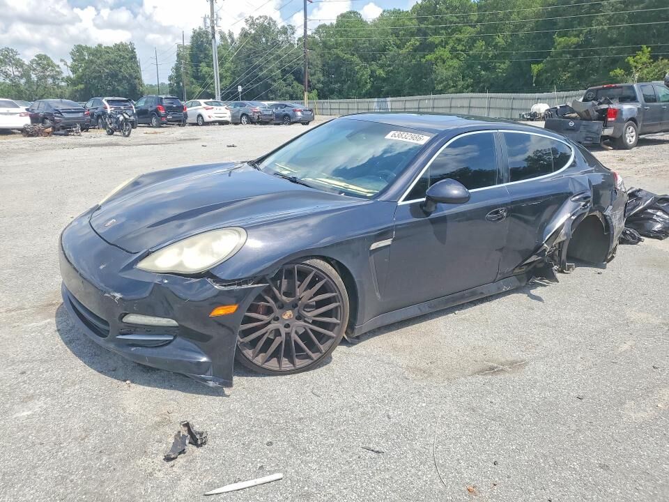 2010 PORSCHE Panamera
