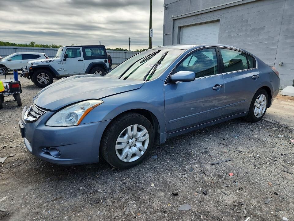 2011 NISSAN Altima