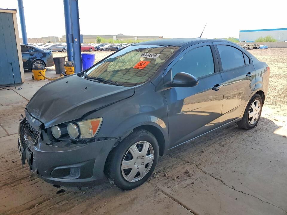 2013 CHEVROLET Sonic