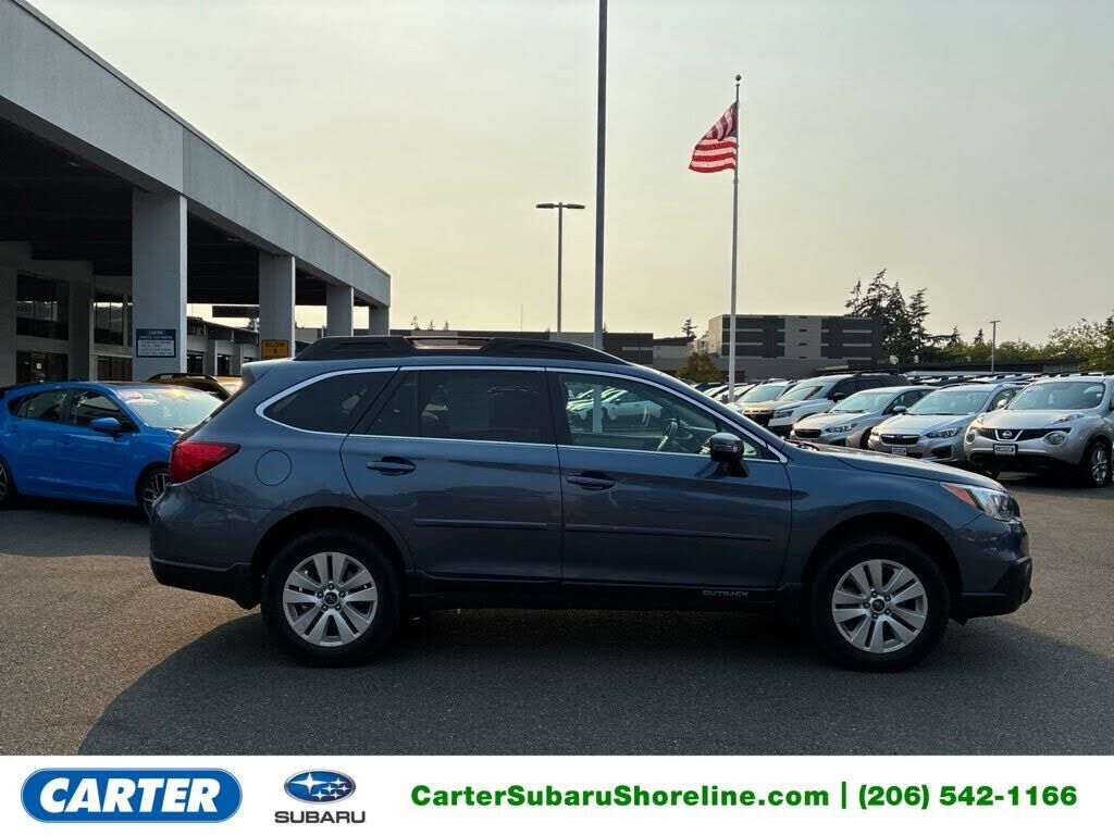 2017 SUBARU Outback