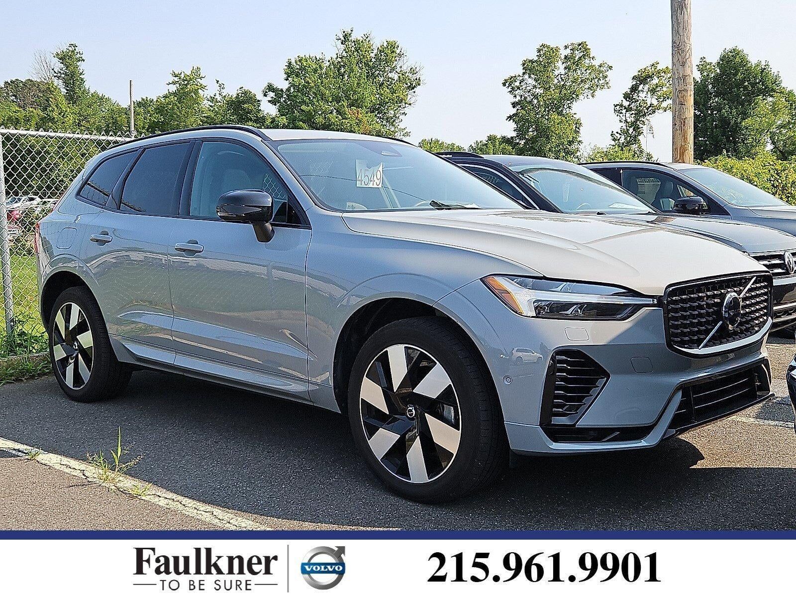 2025 VOLVO XC60