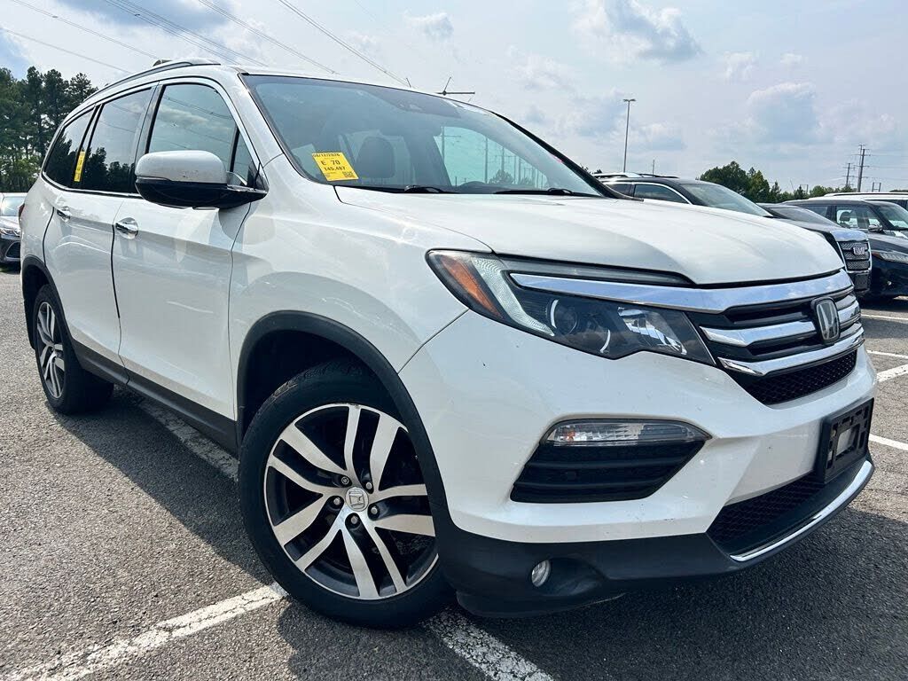 2017 HONDA Pilot