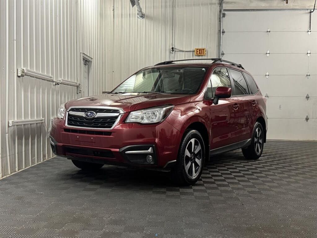 2018 SUBARU Forester
