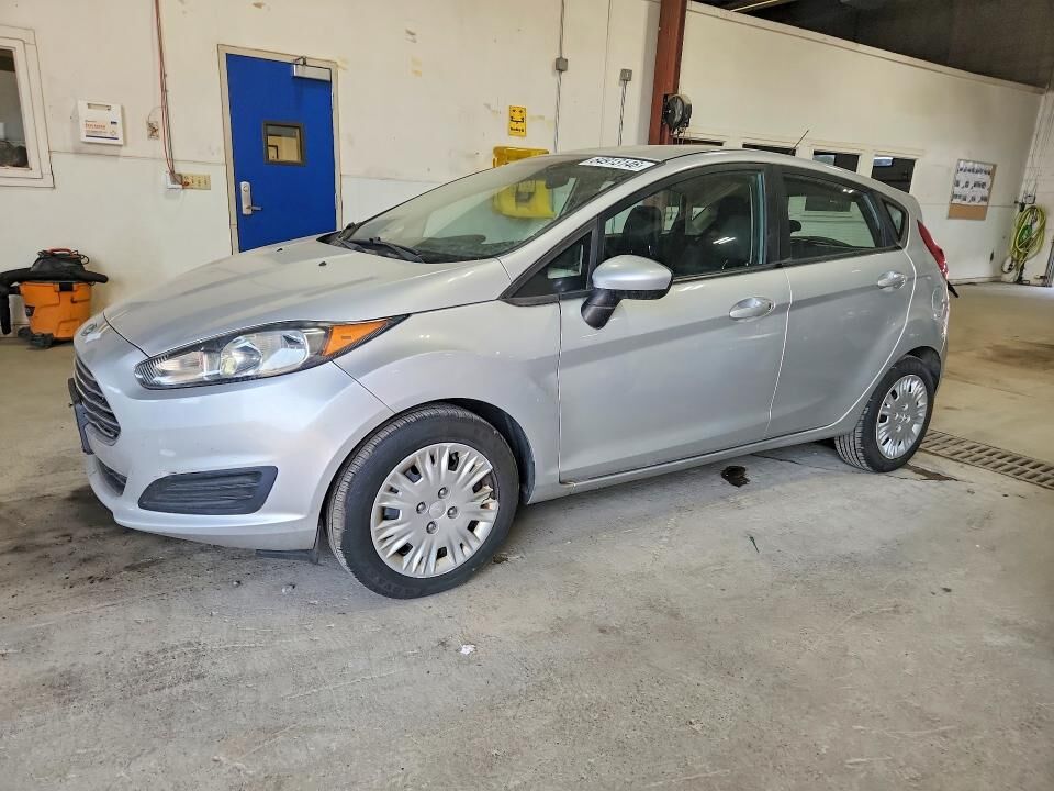 2016 FORD Fiesta
