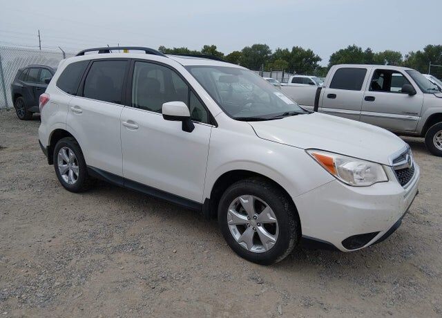 2015 SUBARU Forester