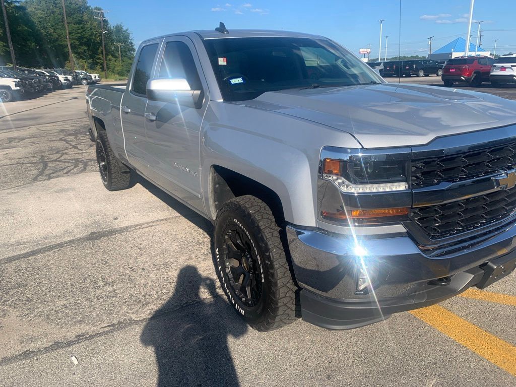 2018 CHEVROLET Silverado