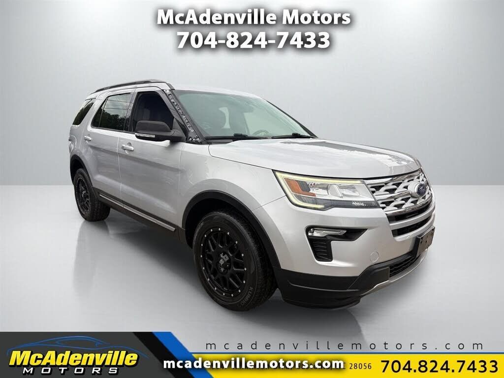 2018 FORD Explorer