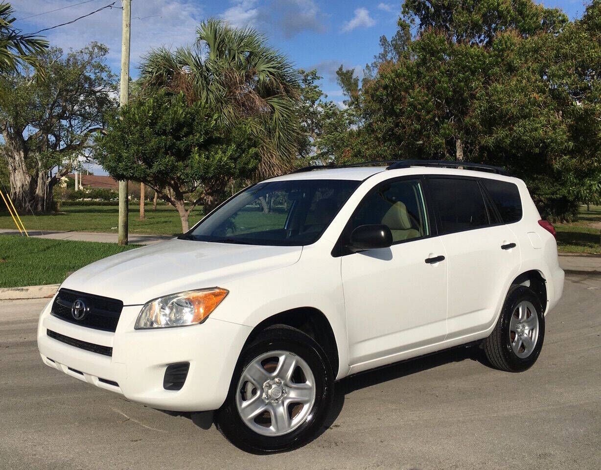 2011 TOYOTA RAV4