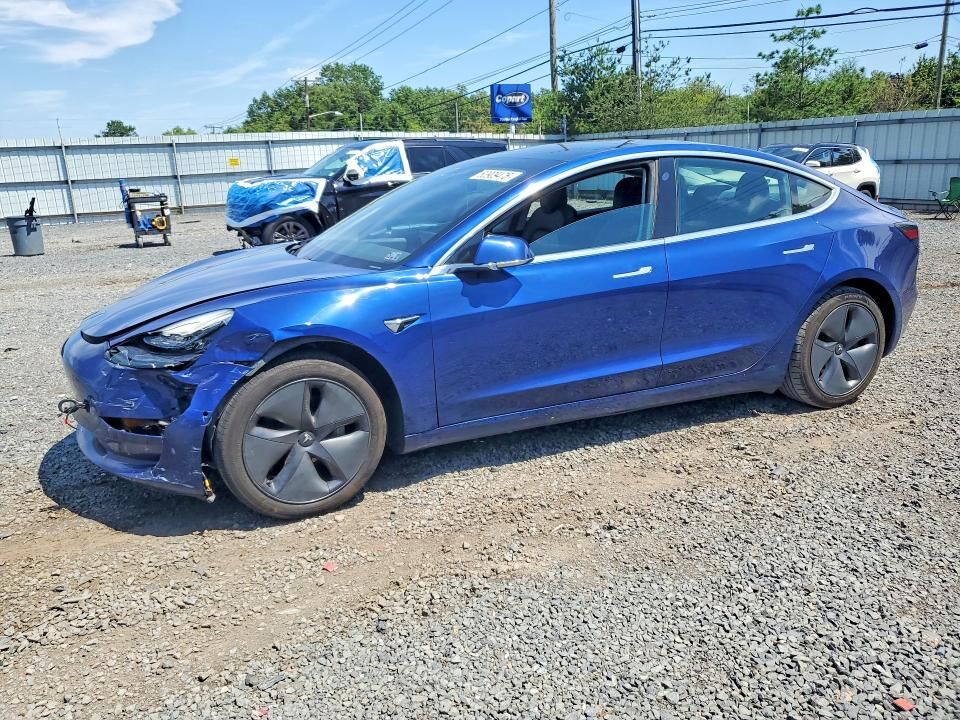 2019 TESLA Model 3