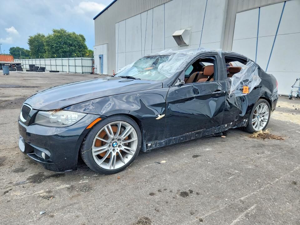 2011 BMW 3 Series