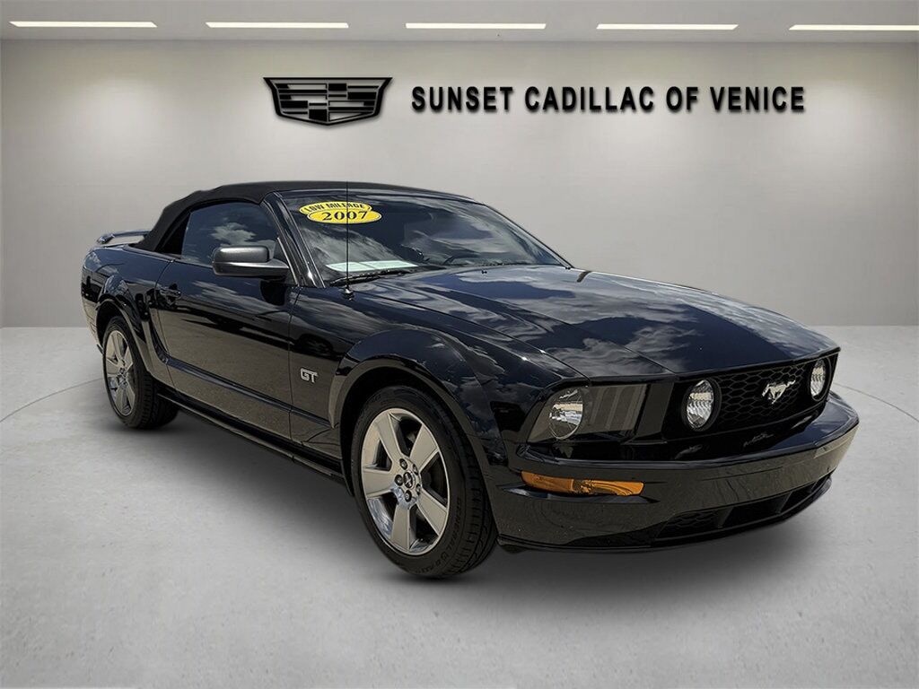 2007 FORD Mustang