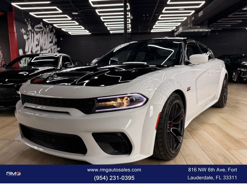 2020 DODGE Charger