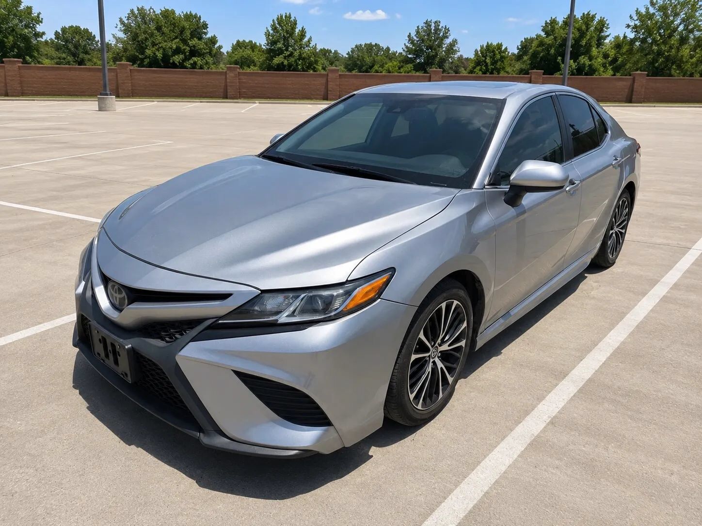 2019 TOYOTA Camry