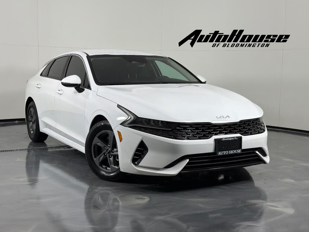 2022 KIA K5