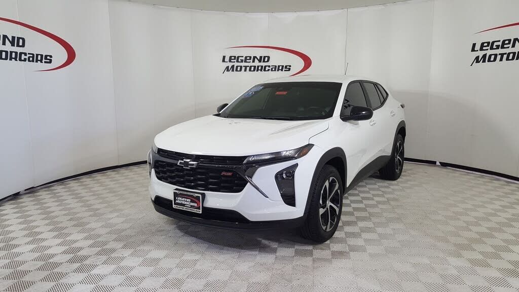 2024 CHEVROLET Trax