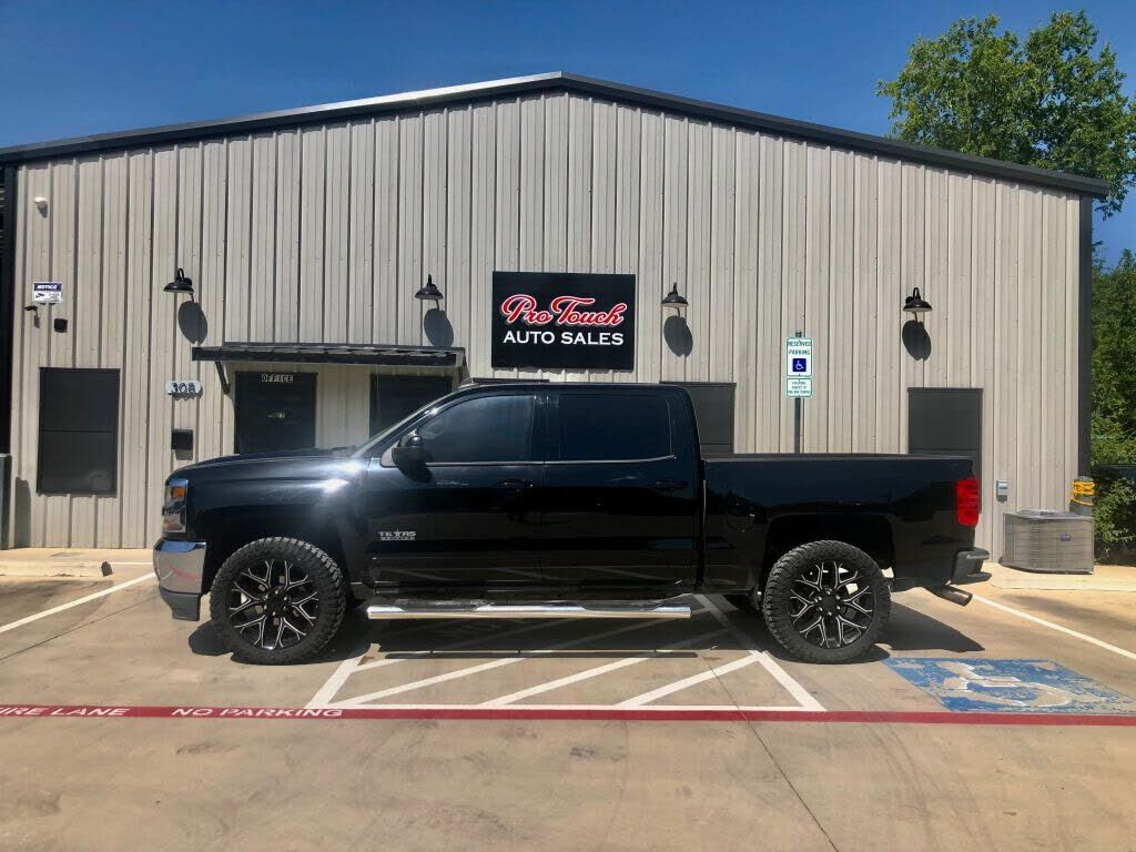 2017 CHEVROLET Silverado