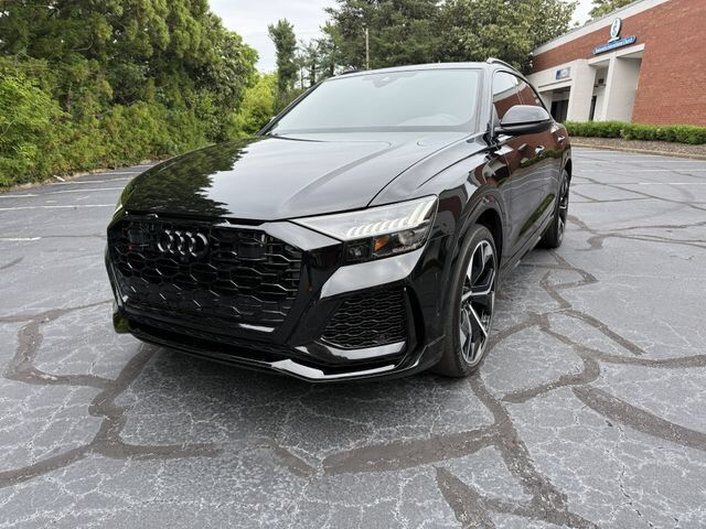 2023 AUDI RS Q8