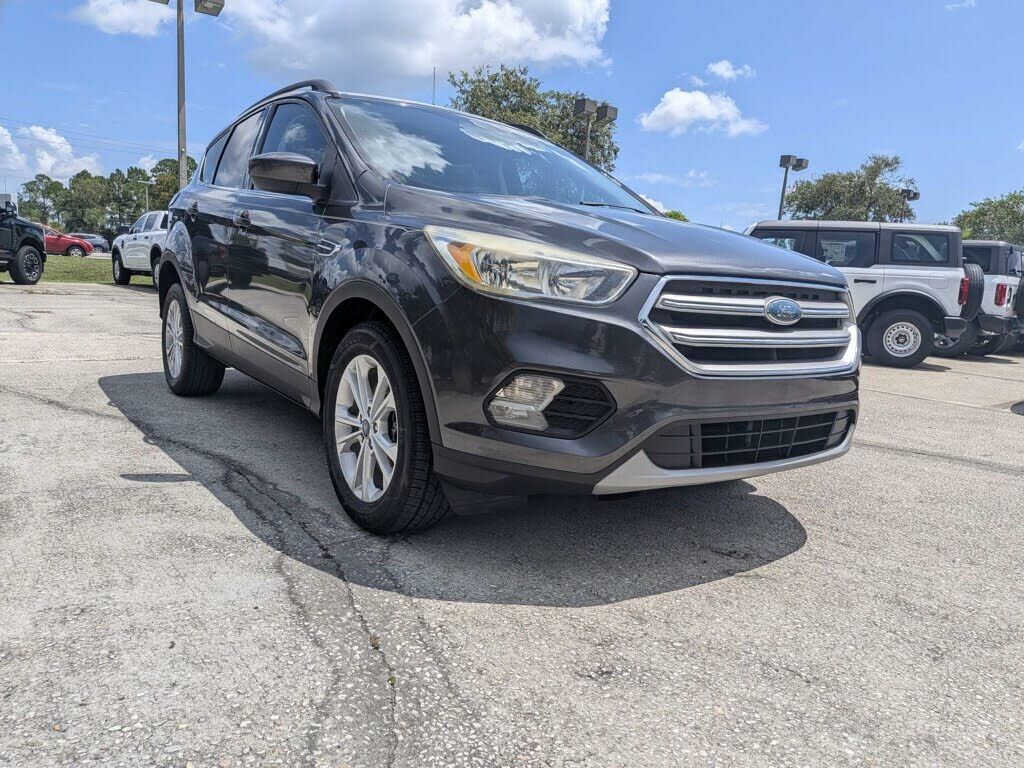 2018 FORD Escape