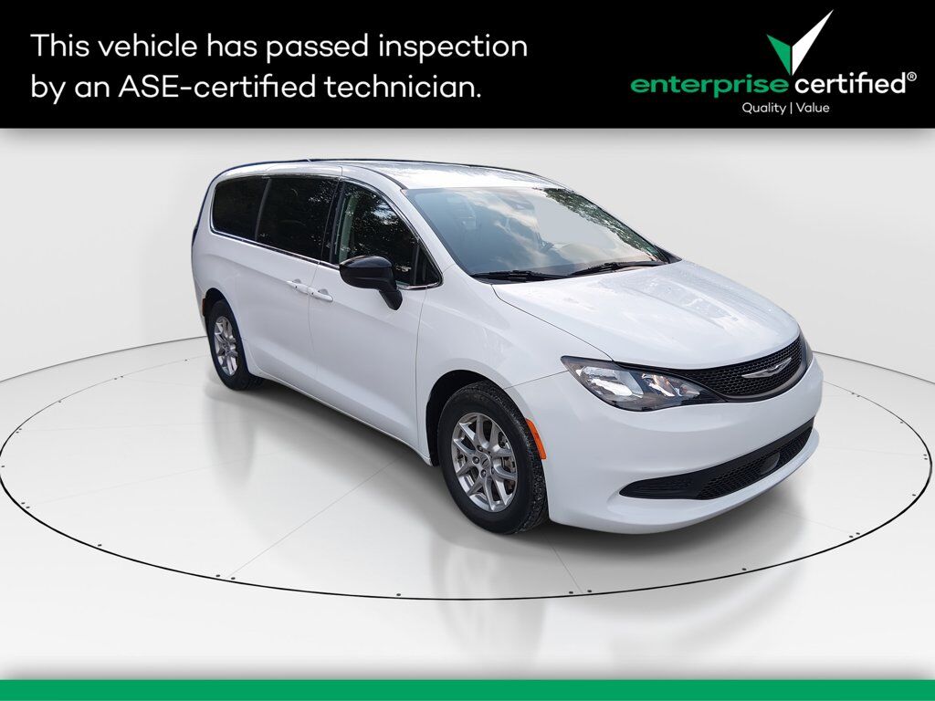 2024 CHRYSLER Voyager