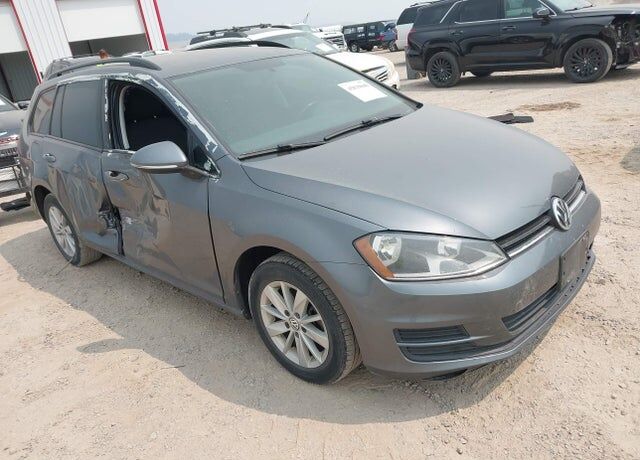 2016 VOLKSWAGEN Golf SportWagen