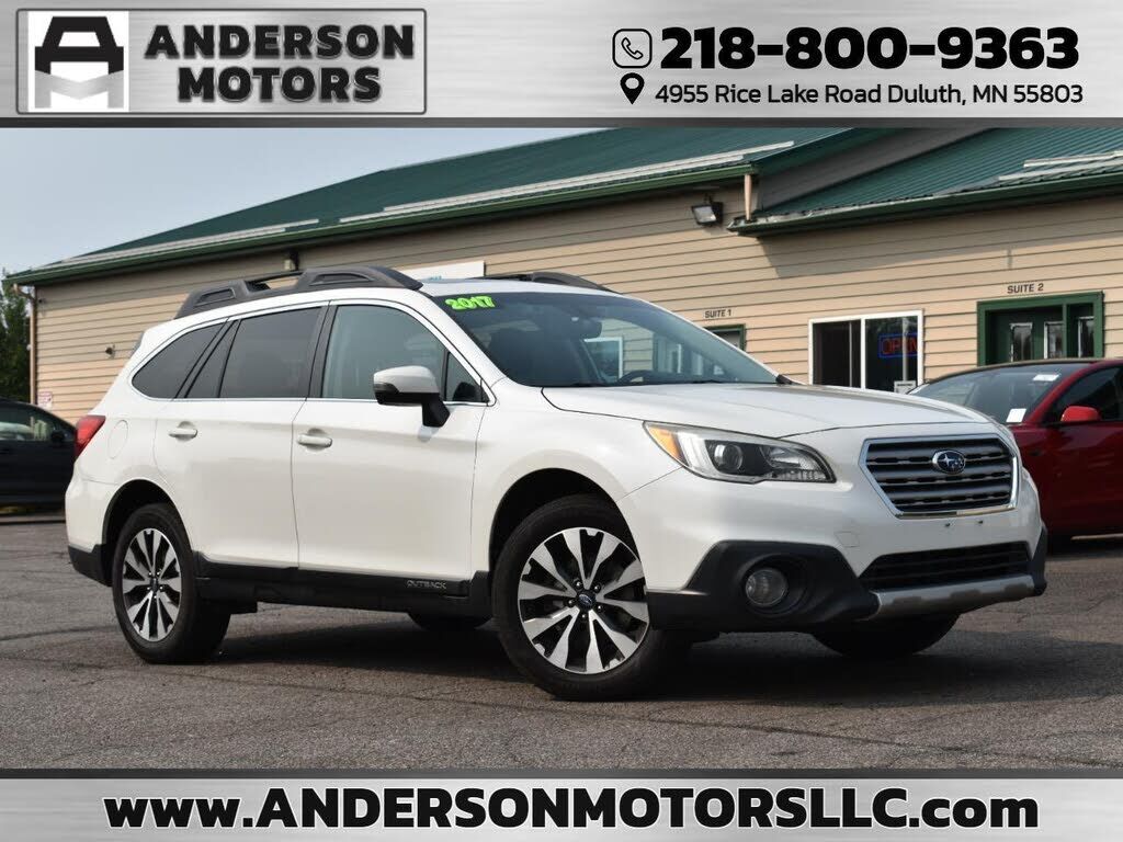 2017 SUBARU Outback