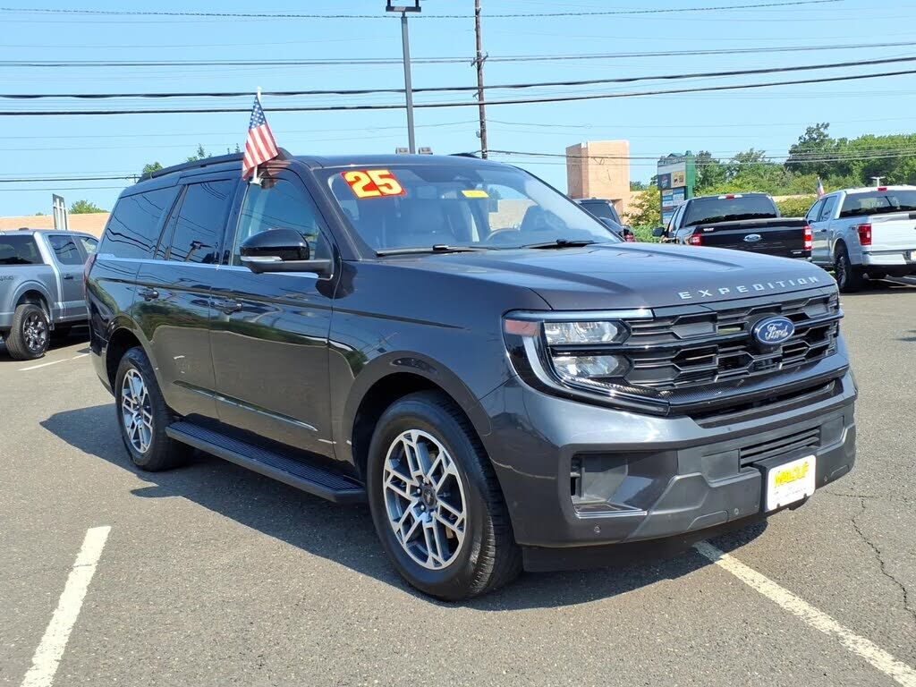 2025 FORD Expedition