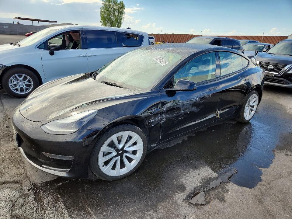 2022 TESLA Model 3