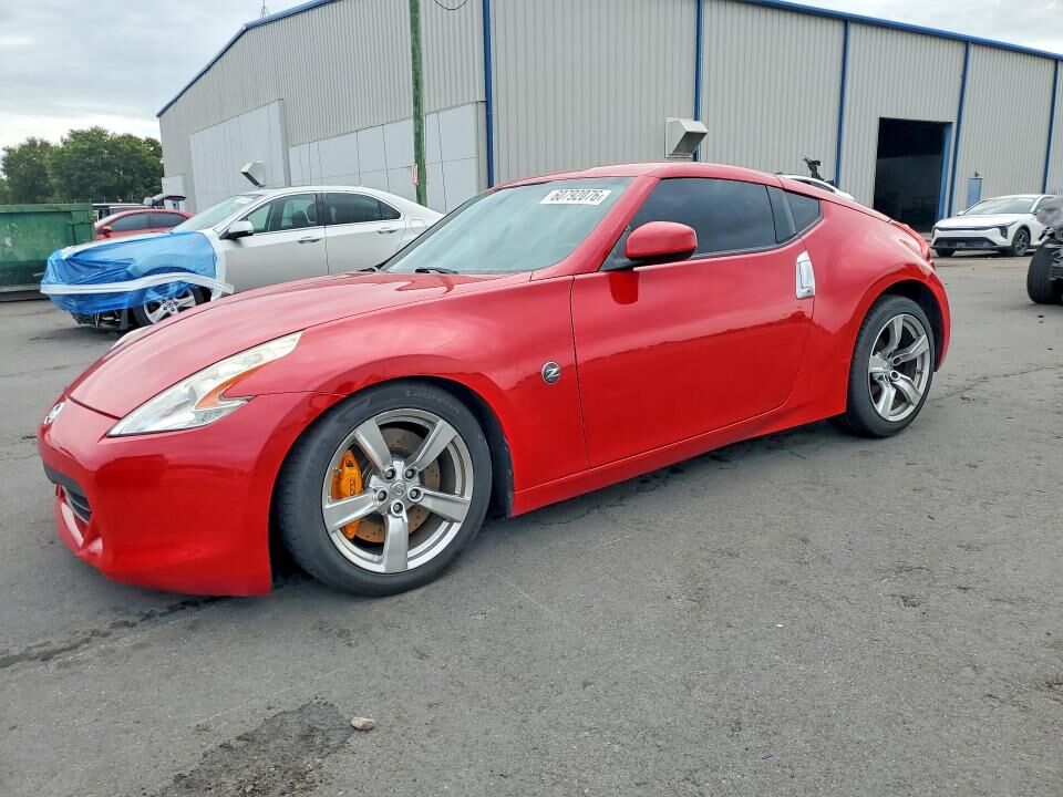 2009 NISSAN 370Z