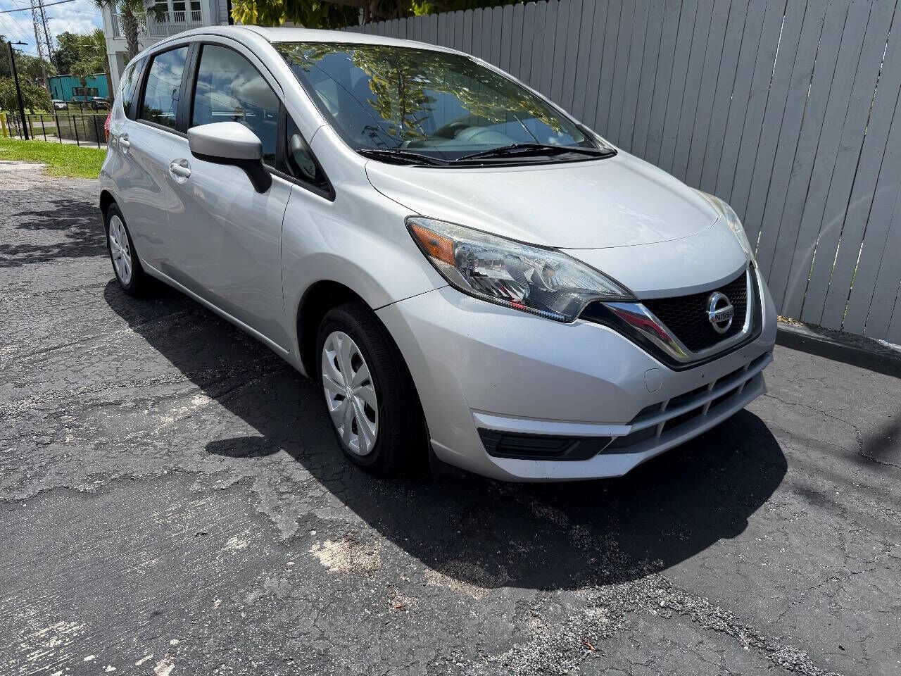 2017 NISSAN Versa