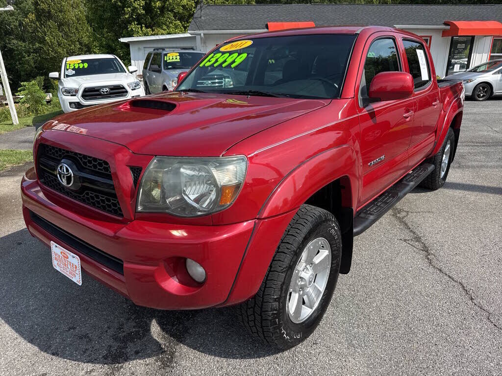 2011 TOYOTA Tacoma