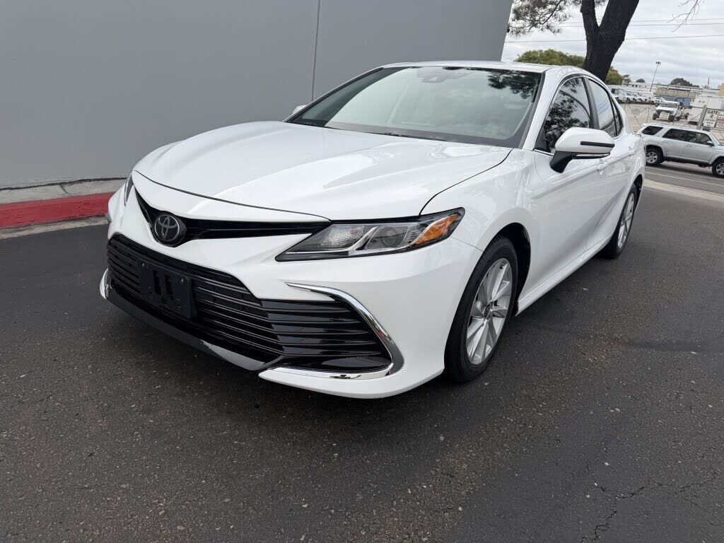 2024 TOYOTA Camry