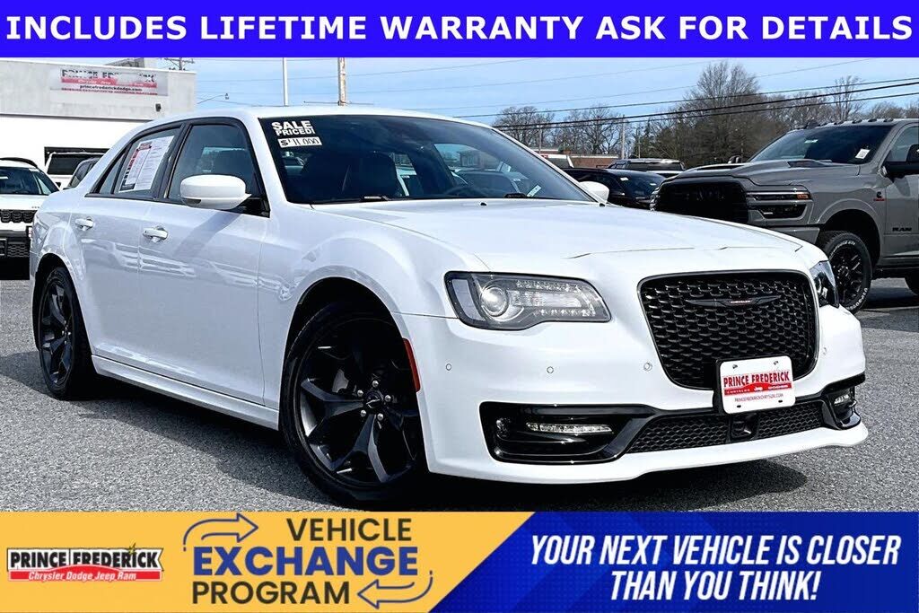 2023 CHRYSLER 300
